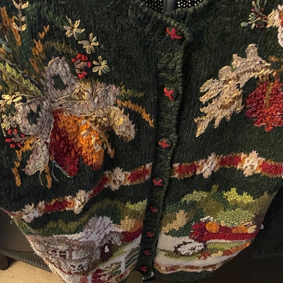 Heirloom Collectibles Green Embroidered Cardigan - Picture 4 of 10